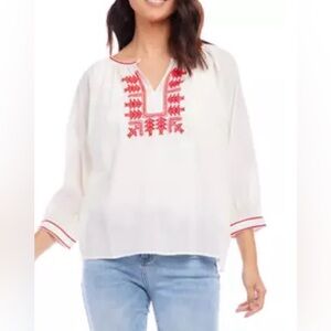 NWT!! KAREN KANE Women's 3/4 Sleeve Embroidered Top!